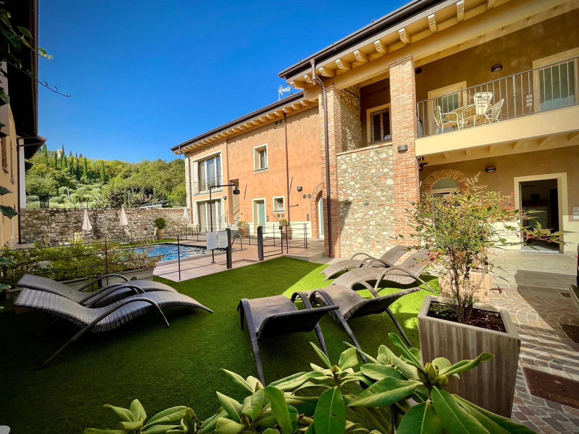 Villa Fontanelle Gardapartments Polpenazze del Garda Exterior foto